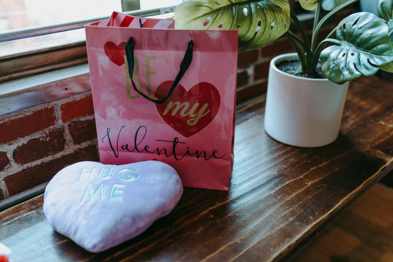 What Your Valentine's Day Plant Says About Your Love