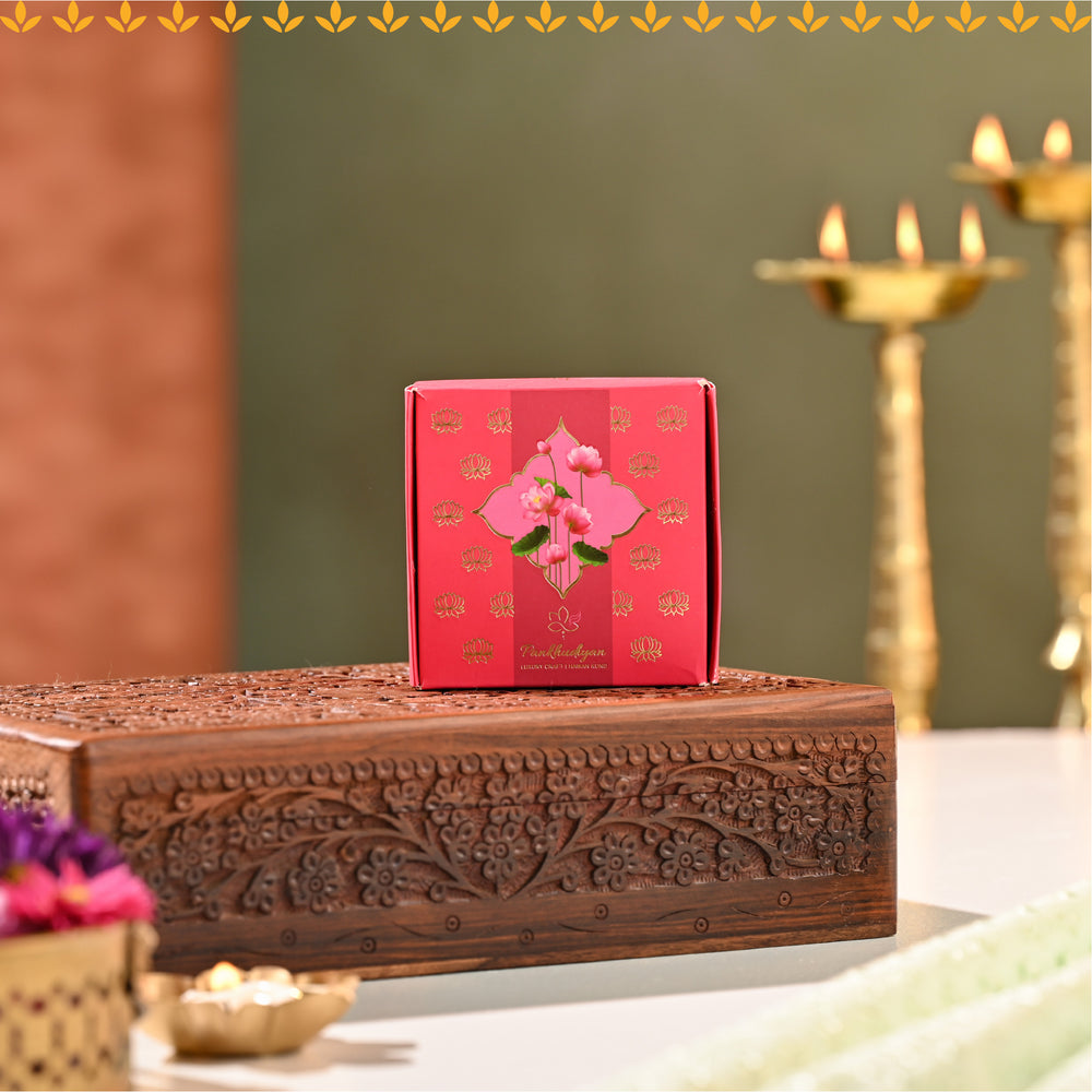 Meethi Yaadein Gift Box: Riwaaz