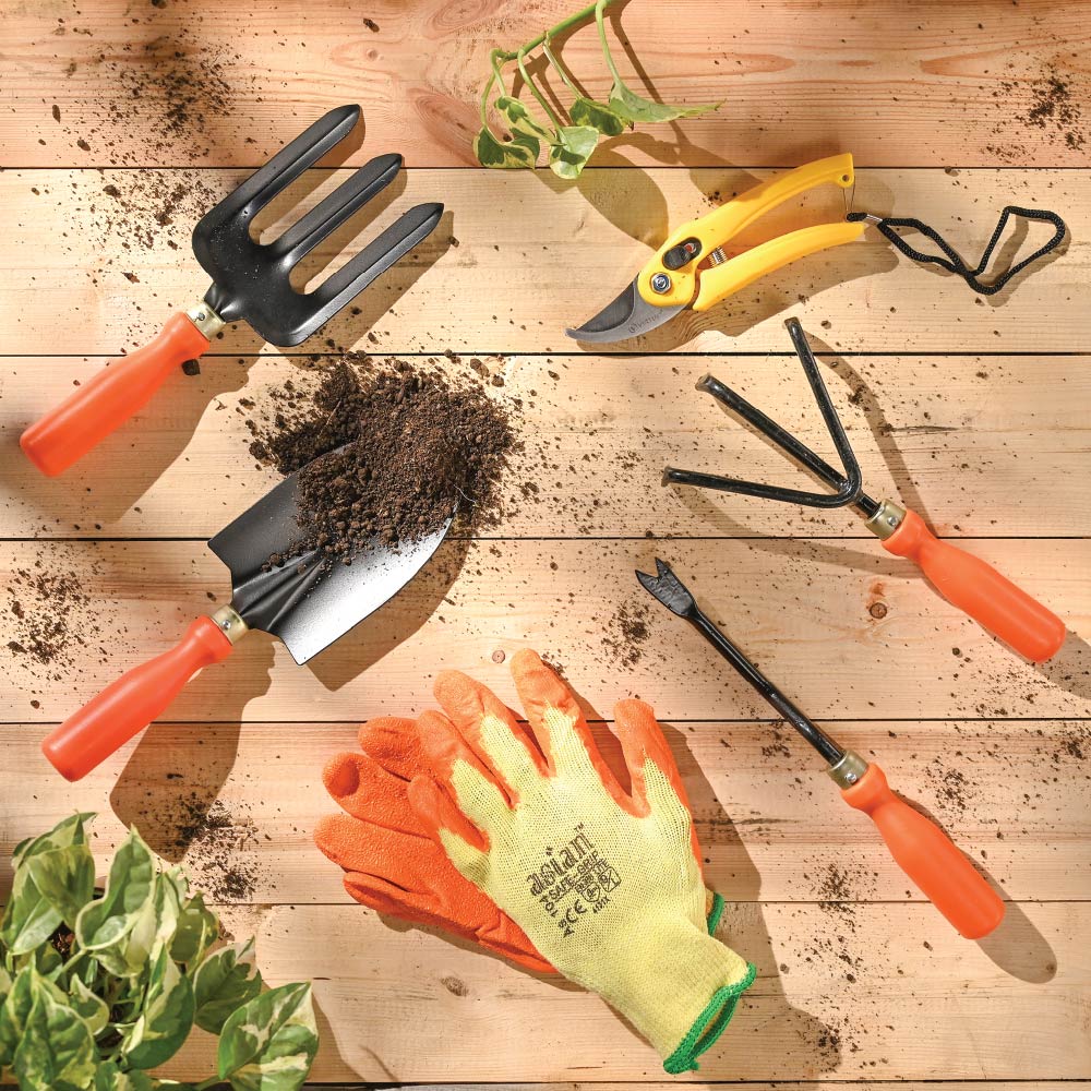 Complete Garden Tool Kit – 6 Essential Gardening Tools | Ugaoo