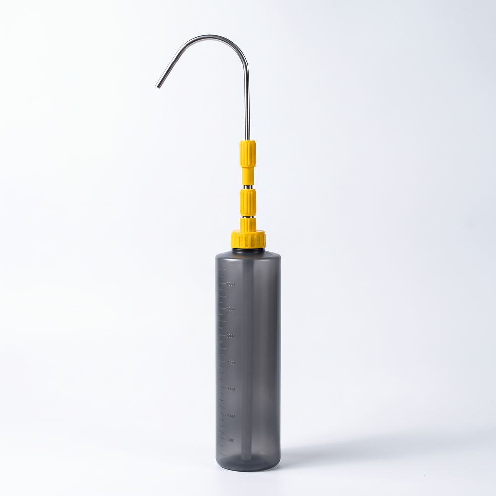 Aqua Reach 750 ml Telescopic Bottle
