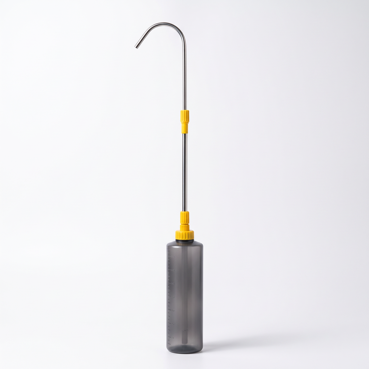 Aqua Reach 750 ml Telescopic Bottle
